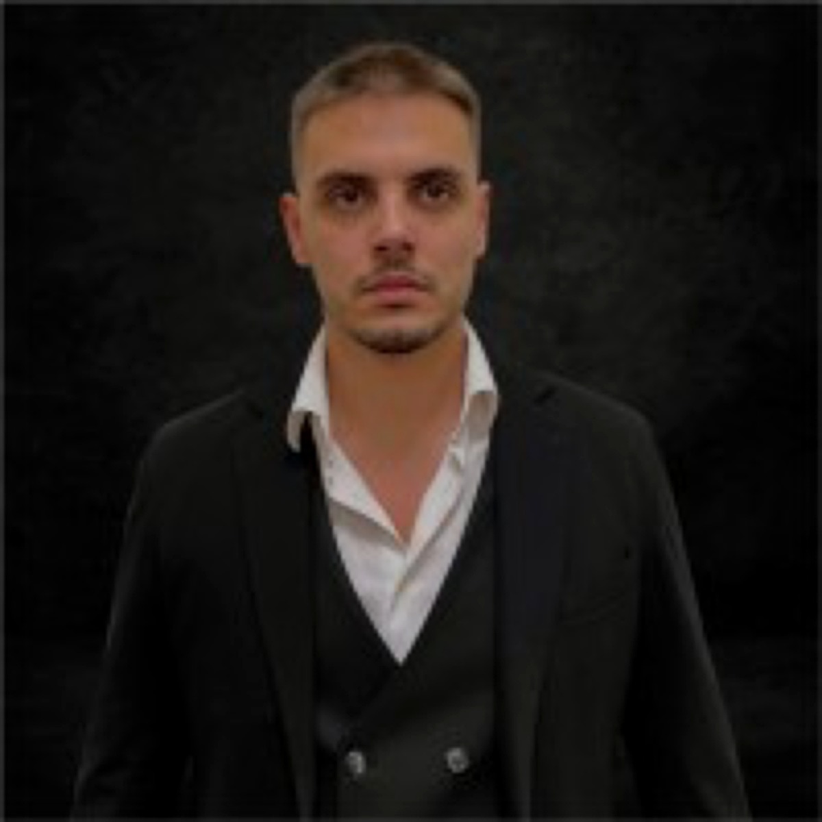 Fotografie oficiala Sever Silaghi pentru profil, biografie si Google Images